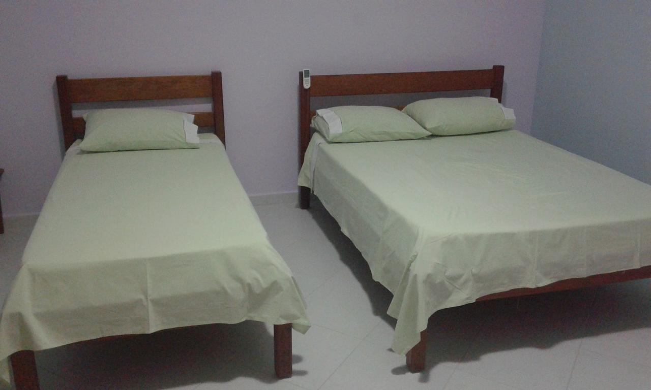 Suites Ubatuba Praia Da Lagoinha Eksteriør billede